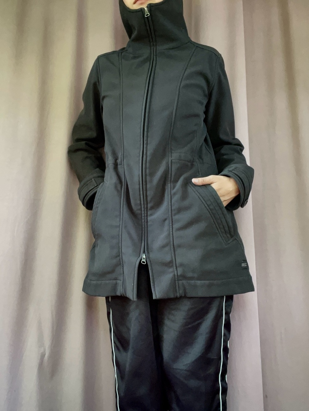 MEC Women’s Black Soft-shell Water-resistant Jacket, M